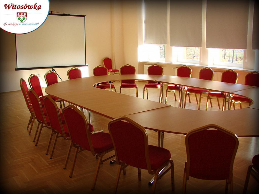 Pokoje Goscinne W Centrum Kultury Wsi Polskiej Wierzchoslawice Екстериор снимка