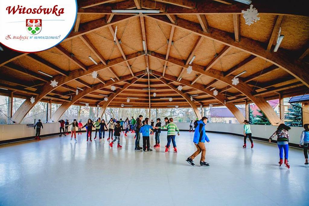 Pokoje Goscinne W Centrum Kultury Wsi Polskiej Wierzchoslawice Екстериор снимка