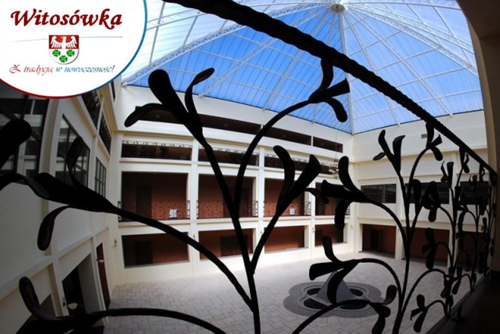 Pokoje Goscinne W Centrum Kultury Wsi Polskiej Wierzchoslawice Екстериор снимка